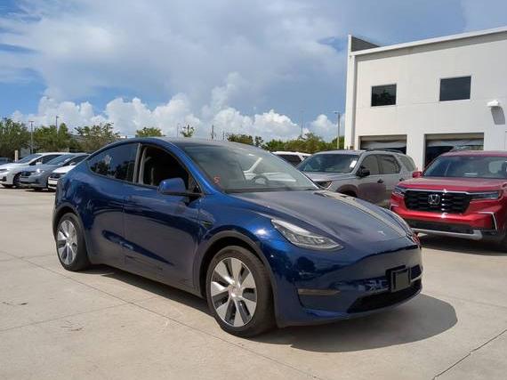 TESLA MODEL Y 2022 7SAYGAEEXNF428341 image
